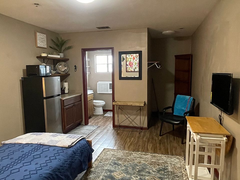 2nd image of 1355 E Main St #13