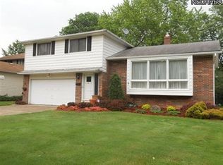 6713 Glenallen Ave, Solon, OH 44139