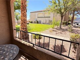 7885 W Flamingo Rd, Las Vegas, NV