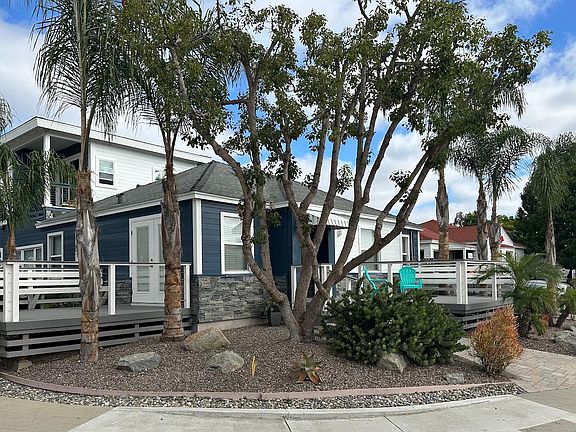 2nd image of 1804 Pacific Beach Dr