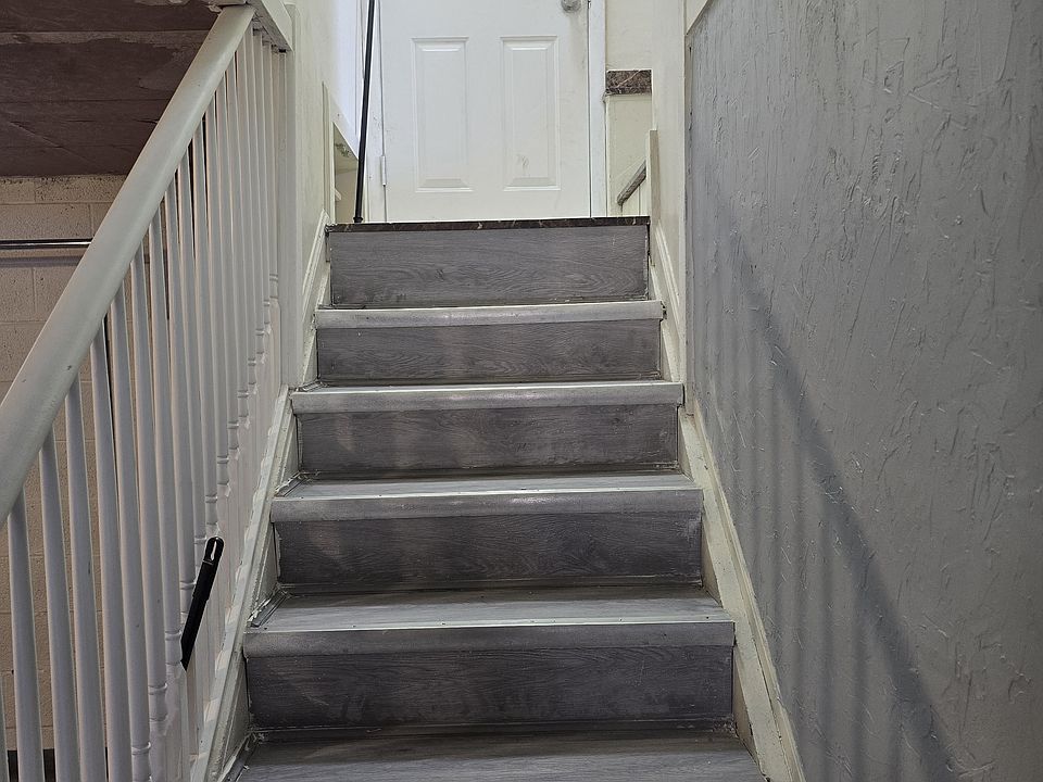 24901 Cooke St, photo 20
