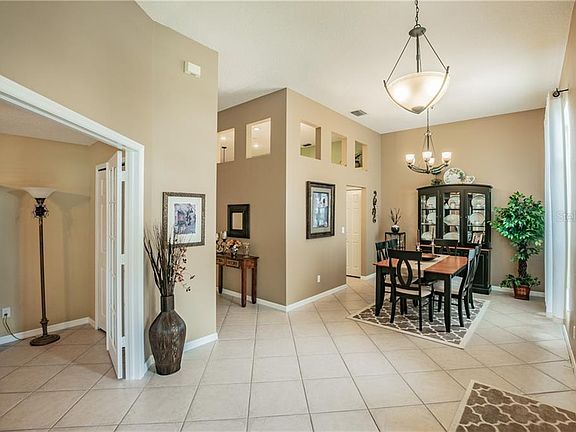 5th image of 5807 Arbor Walk Ln