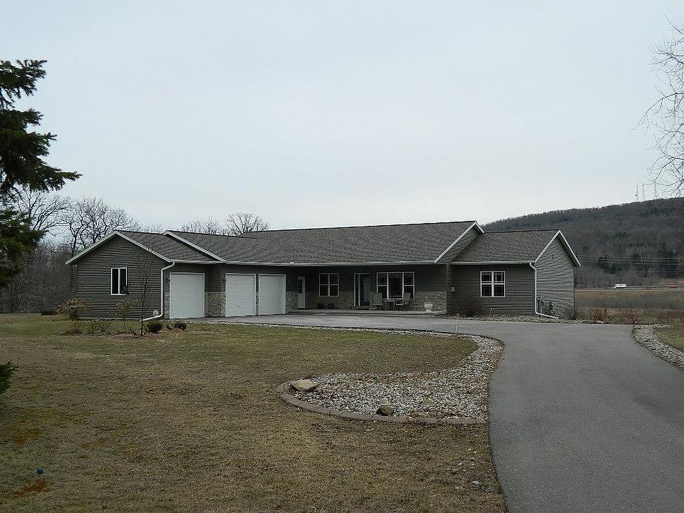 1st image of 223118 Sungold Ct