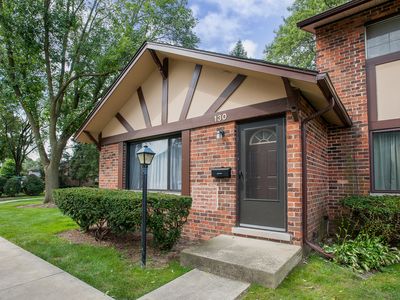 1S130 Eliot Ln, Villa Park, IL, 60181