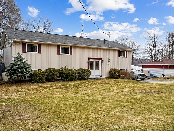 4th image of 190 Ingham Rd #8