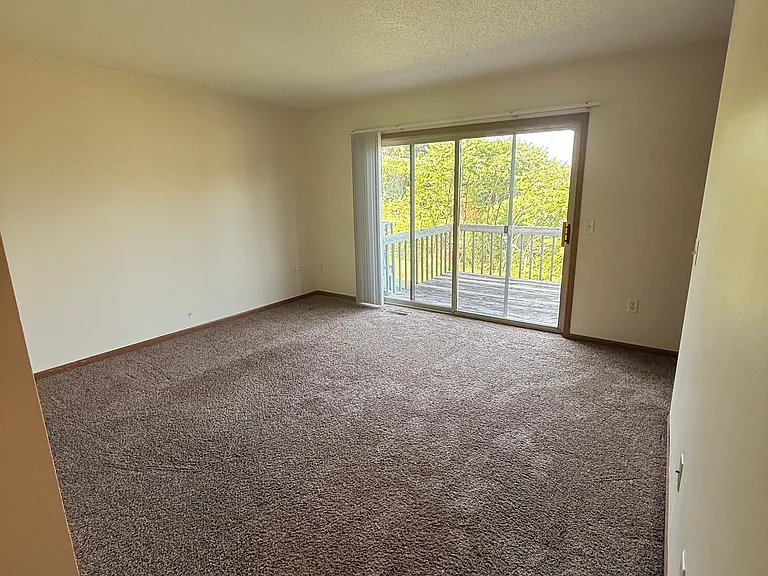 3205 Oak Knoll Dr #2 — Photo 13