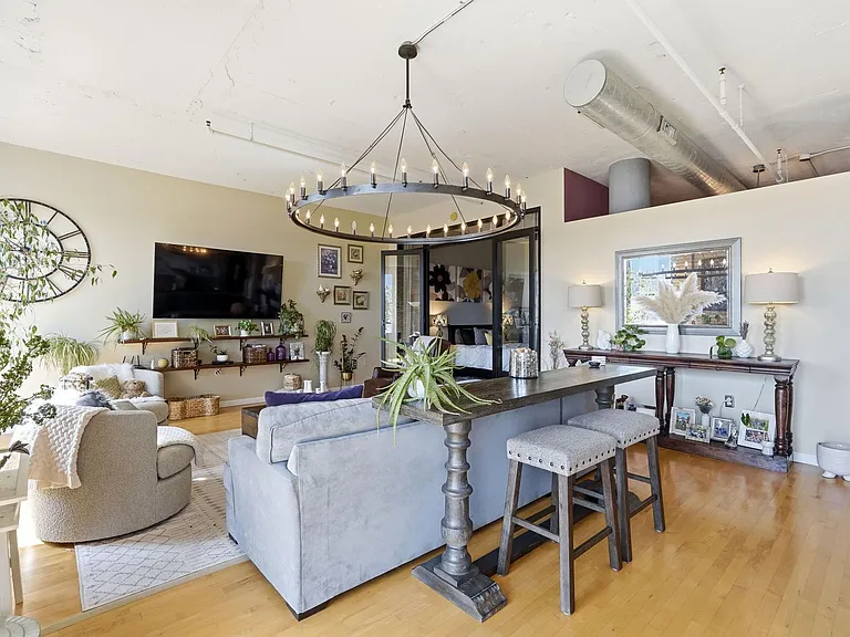 290 Market St #611 — Photo 23