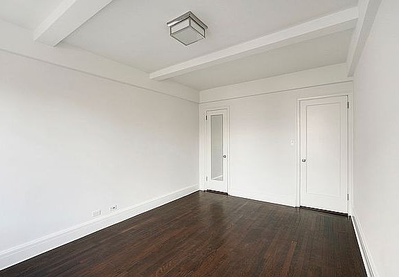 4th image of 115 W 86th St #3F