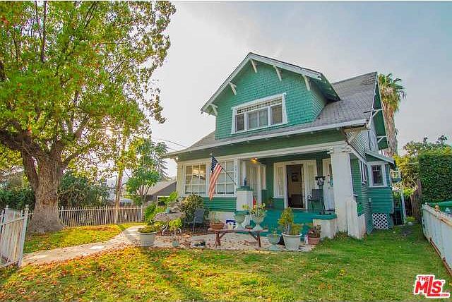 1st image of 3317 Jeffries Ave