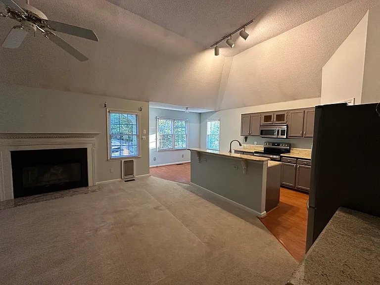107 Brook Fryar St — Photo 9