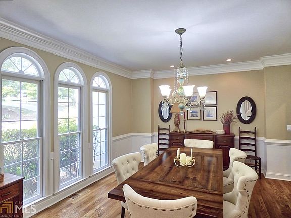 5th image of 147 Glen Eagle Way