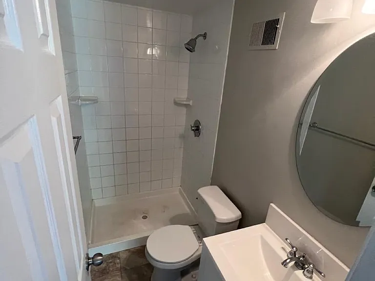 5748 Yellowrose Ct — Photo 11