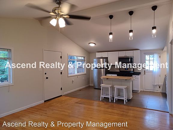 3rd image of 7542 SE Johnson St #11396442