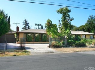 18232 Calvert St, Reseda, CA 91335