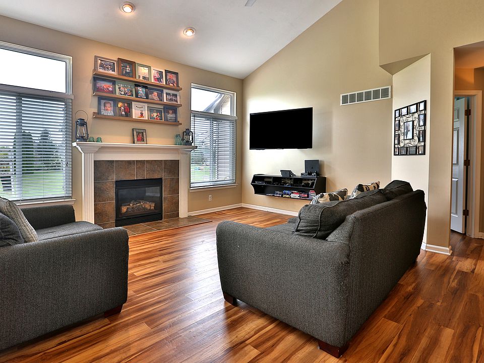 2nd image of 30694 Lower Ridge Dr #93