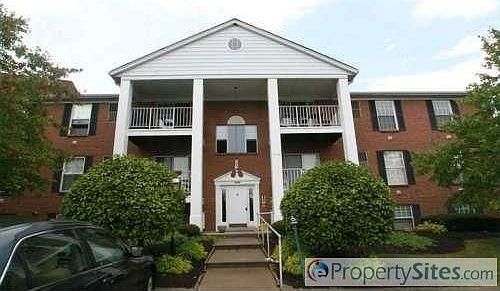 1st image of 5938 Harrison Ave Unit 30