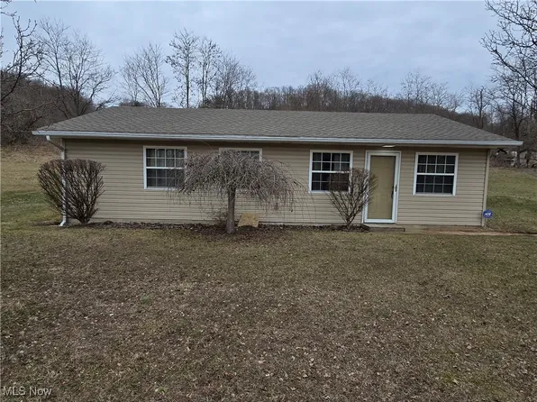 1650 S River Rd, Zanesville, OH 43701