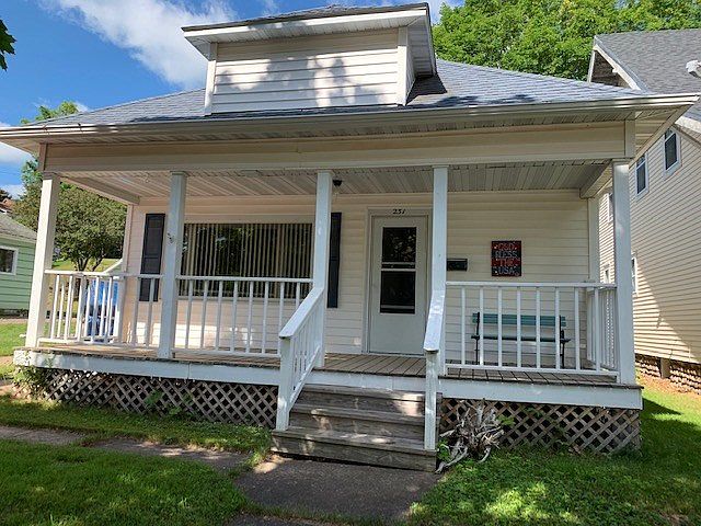 1st image of 231 N 7th Ave