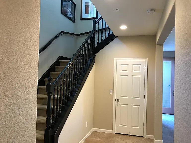5290 Hom Dr — Photo 4