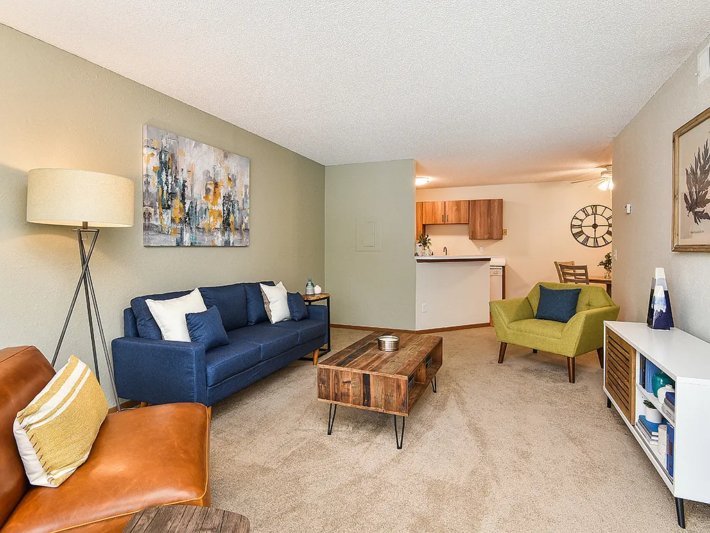 Westwind Apartments — Photo 1