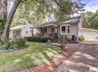 13 Bonnie Ct, Springfield, IL 62704