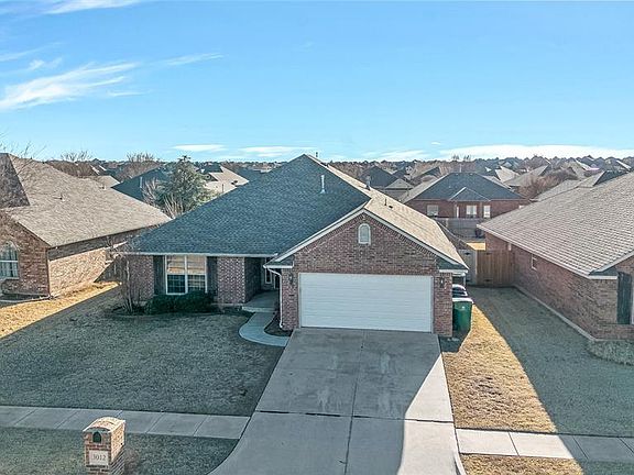 2nd image of 3012 NW 191st Ter