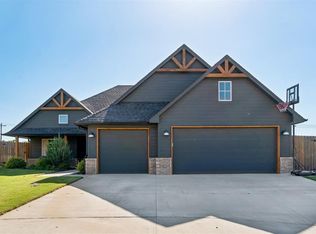3009 Cedar Springs Ct, Arcadia, OK 73007