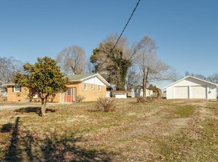 36 Pleasant Valley Rd, Ethridge, TN 38456