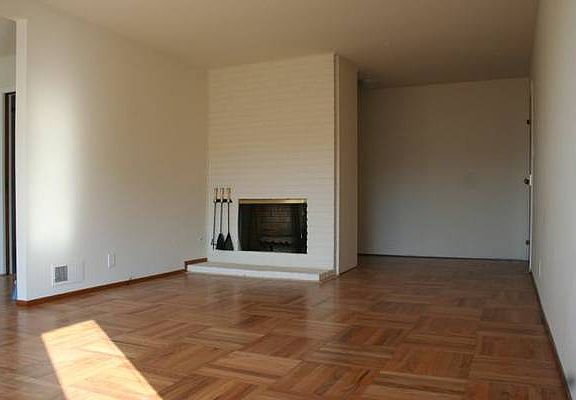 2nd image of 695 Saint Francis Blvd