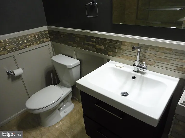 1030C Margate Ct — Photo 12