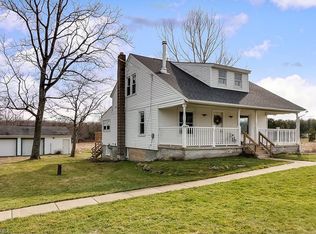 11845 Claridon Troy Rd, Chardon, OH 44024