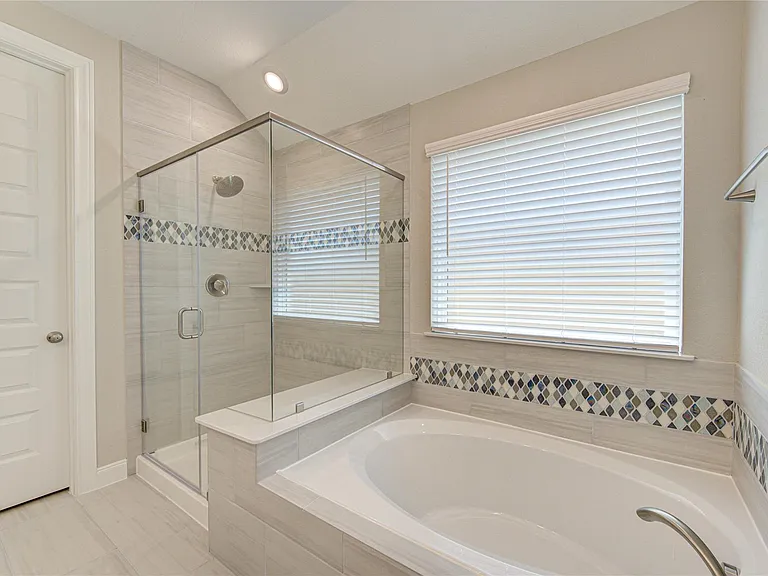11123 Santiago River Ln — Photo 45