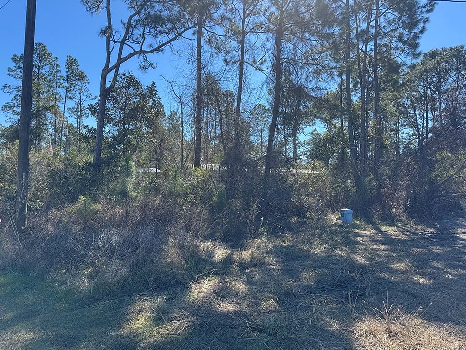 2nd image of 806 NE 3rd St