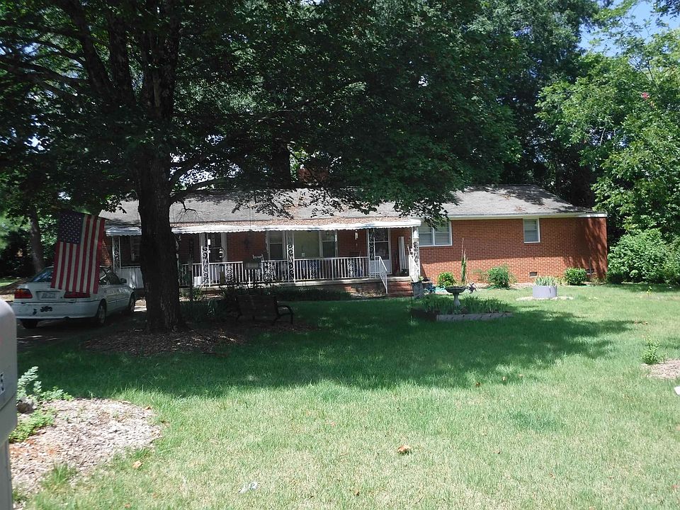 2nd image of 5105 Memory Rd