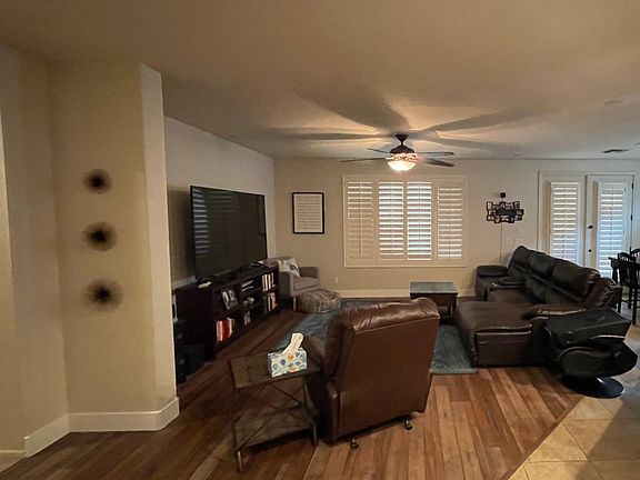 4th image of 160 W Hackberry Dr