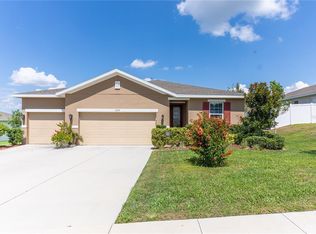 2539 Autumn Stream Dr, Leesburg, FL 34748