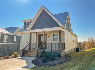 338 Whistling Straits Way, Guntersville, AL 35976