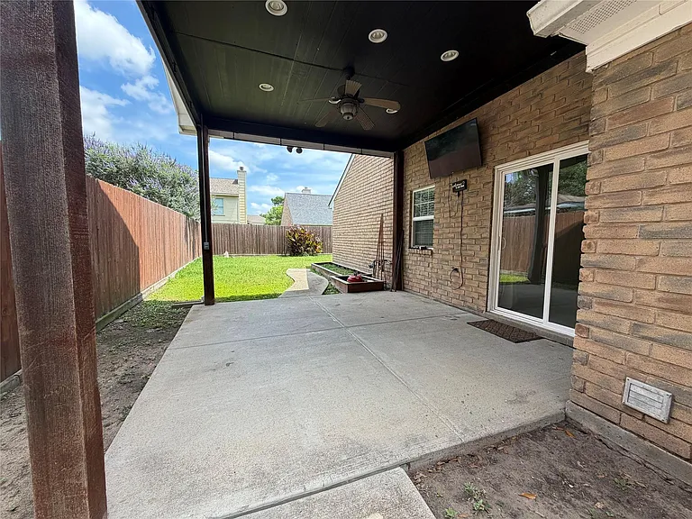18142 Glenledi Dr — Photo 41