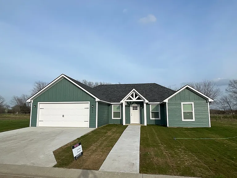 197 Brodys Way — Photo 1