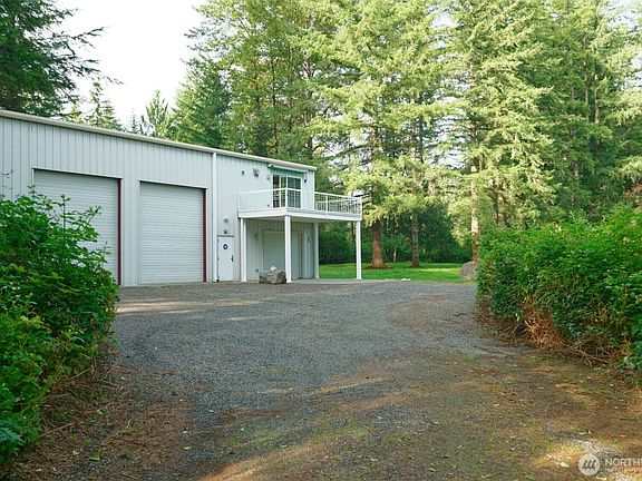 4th image of 19905 State Route 530 NE