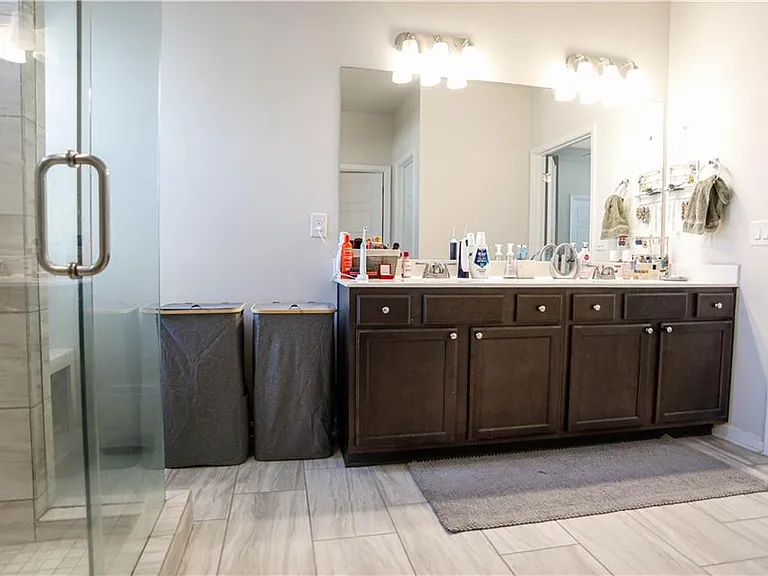 5329 Fox Hill Ln — Photo 22