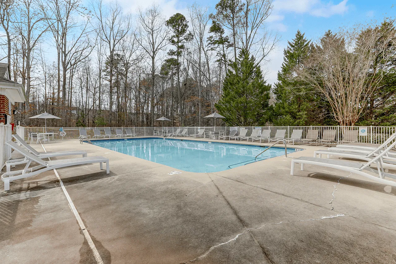Forest Glen Apartments — Photo 4