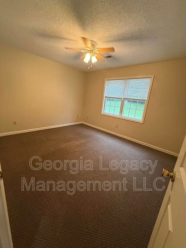 2 bed, 1.0 bath, 1020 sqft, $1,395 — Photo 4