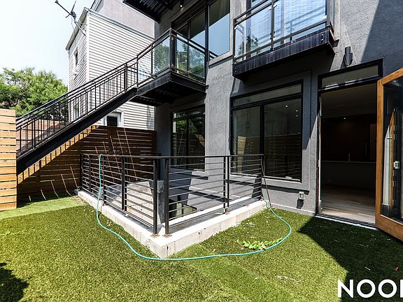 5th image of 522 Evergreen Ave #1B