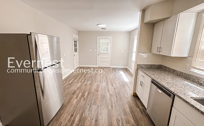 3744 Thrushwood Dr — Photo 7