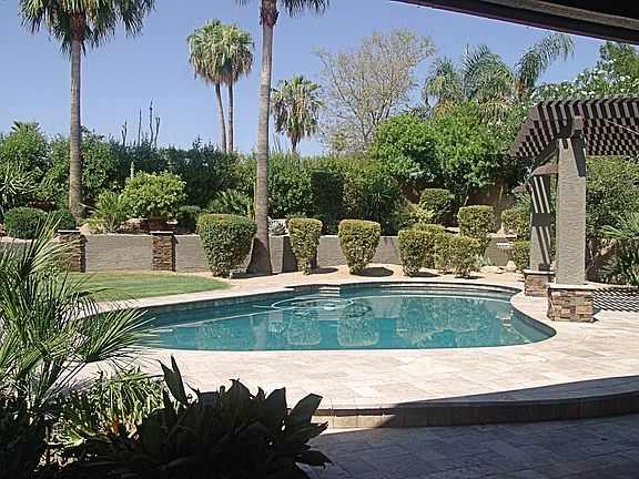 4th image of 5826 E Waltann Ln