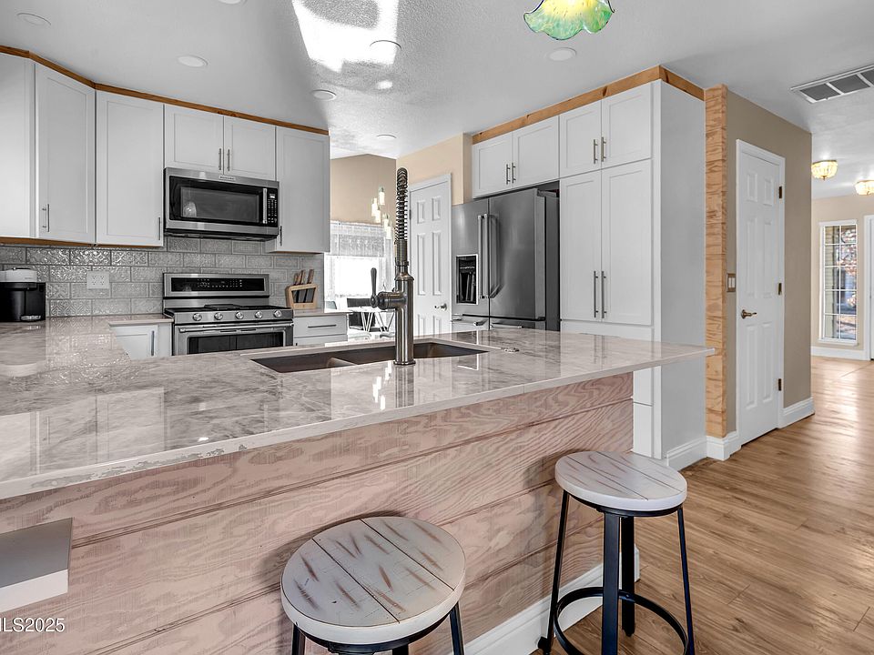 1st image of 4761 Scenic Hill Cir