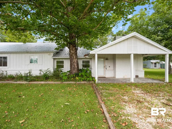 24663 Chestnut St, Elberta, AL 36530