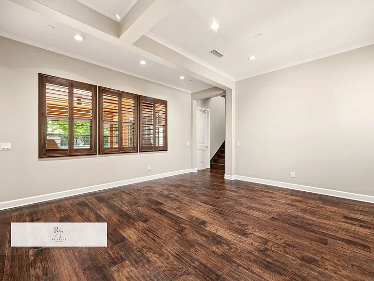 540 N Bardsdale Pl — Photo 5