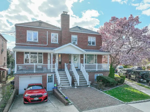 2013 Narragansett Avenue, Bronx, NY 10461